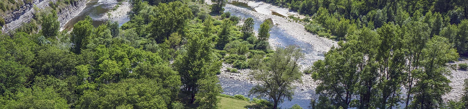 camping le plan d'eau bord de rivière